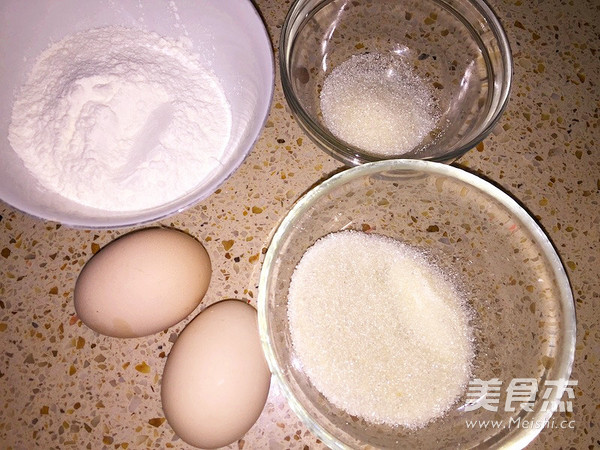 草莓卷奶酪慕斯蛋糕的做法步骤:10