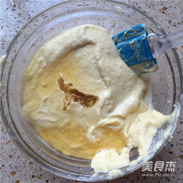 榴莲慕斯蛋糕的做法步骤:8