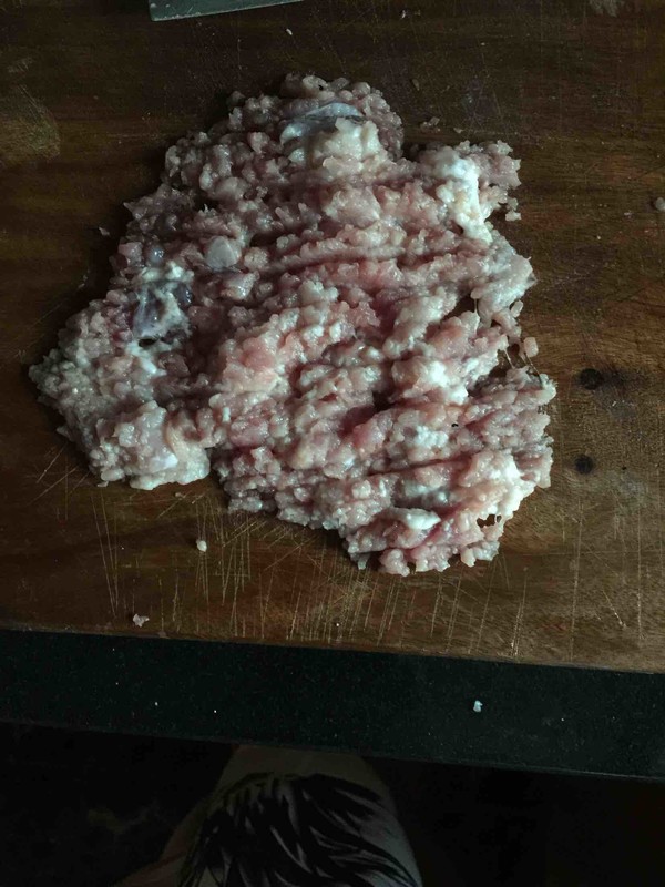 干菜肉包（简易版）的做法步骤：1