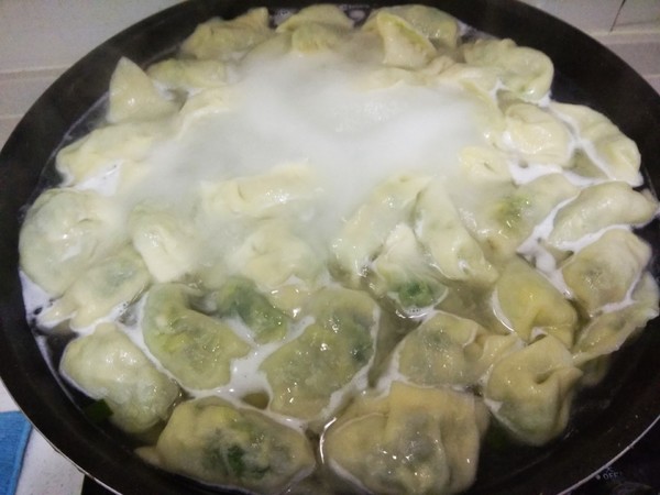 冬至素三鲜水饺的做法步骤：8
