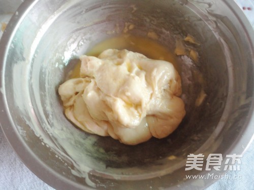 肉松热狗肠面包的做法步骤：4