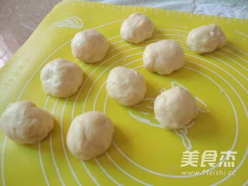 肉松热狗肠面包的做法步骤：9