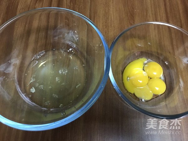 酸奶小蛋糕的做法步骤：1
