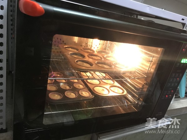 酸奶小蛋糕的做法步骤:13