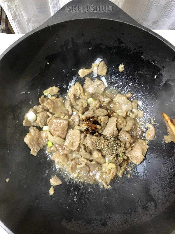 香菜嫩牛肉的做法步骤：6