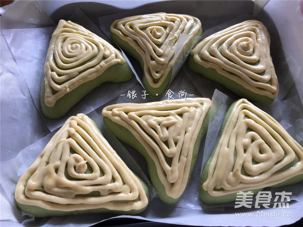 卡仕达三角面包的做法步骤:10