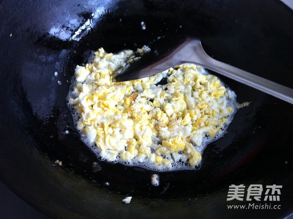 白菜鸡蛋发面油煎包的做法步骤:4
