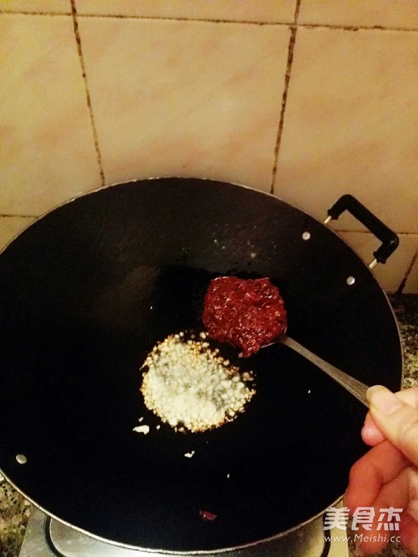 鱼香肉丝的做法步骤：3