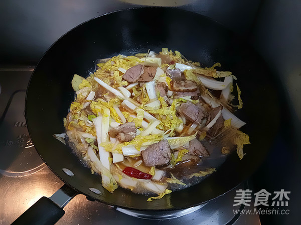 牛肉娃娃菜炖粉丝的做法步骤：8