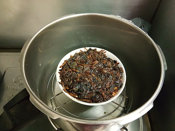 梅菜扣肉的做法步骤:13