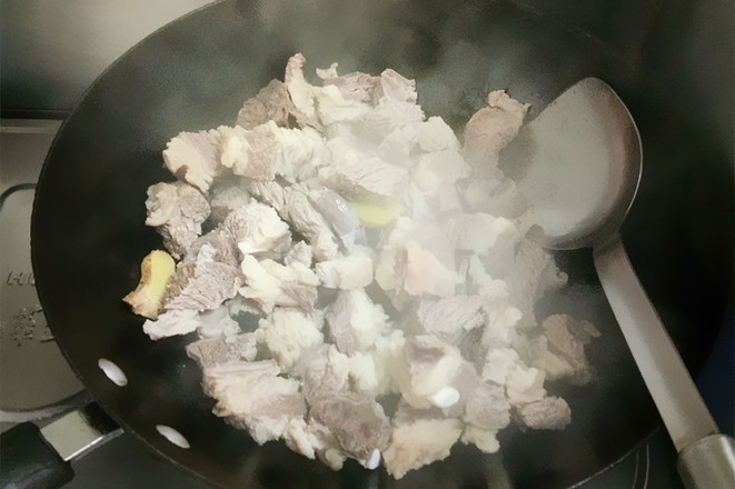 土豆烩牛肉的做法步骤：6