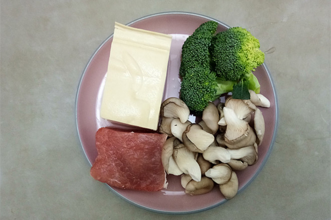 菌菇豆腐瘦肉汤的做法步骤：1
