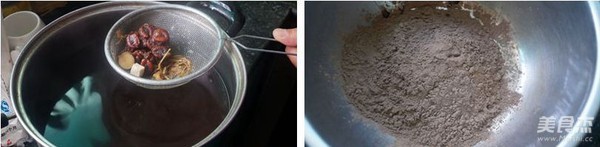 莲子薏米龟苓膏   的做法步骤：3