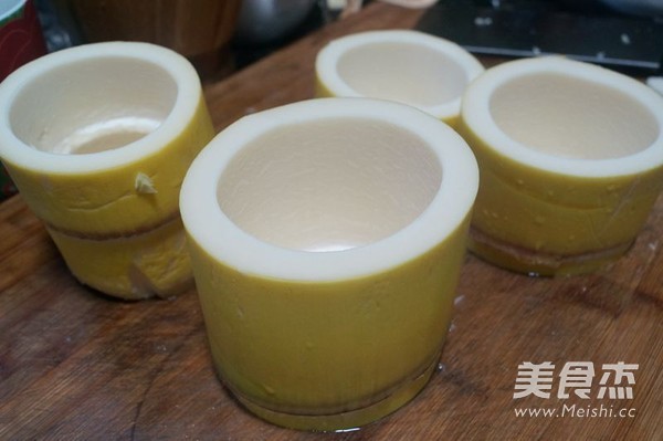 竹筒腊味蒸饭的做法步骤:3