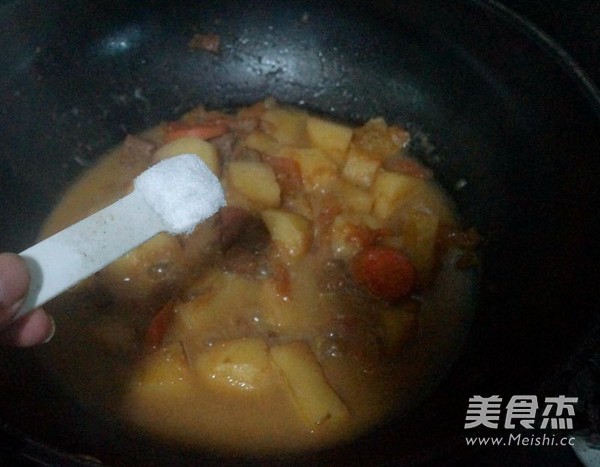 番茄土豆炖牛肉的做法步骤：12