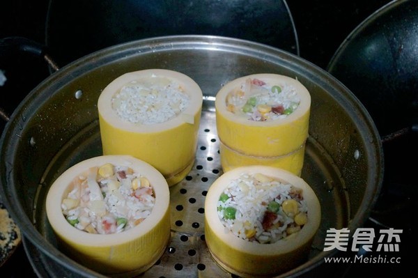 竹筒腊味蒸饭的做法步骤:9