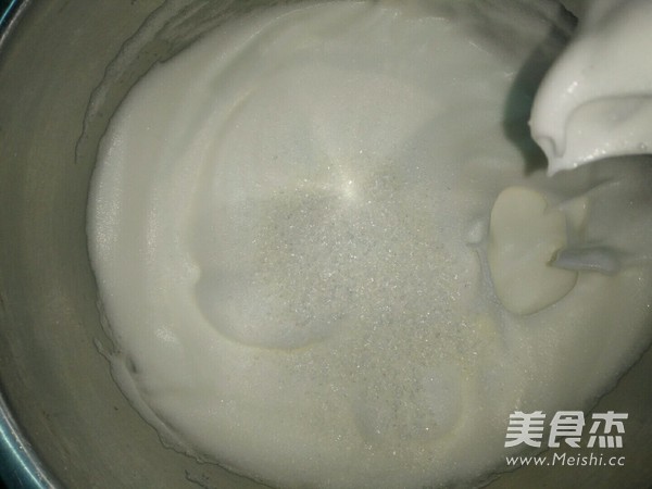 蔓越莓戚风蛋糕的做法步骤:8