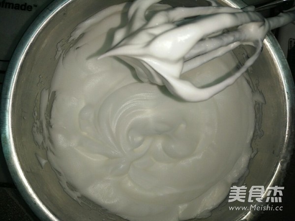 蔓越莓戚风蛋糕的做法步骤:9