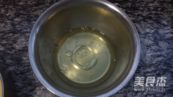 绵柔戚风蛋糕的做法步骤:6