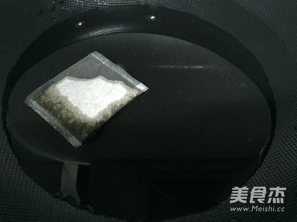 清蒸大闸蟹的做法步骤：3