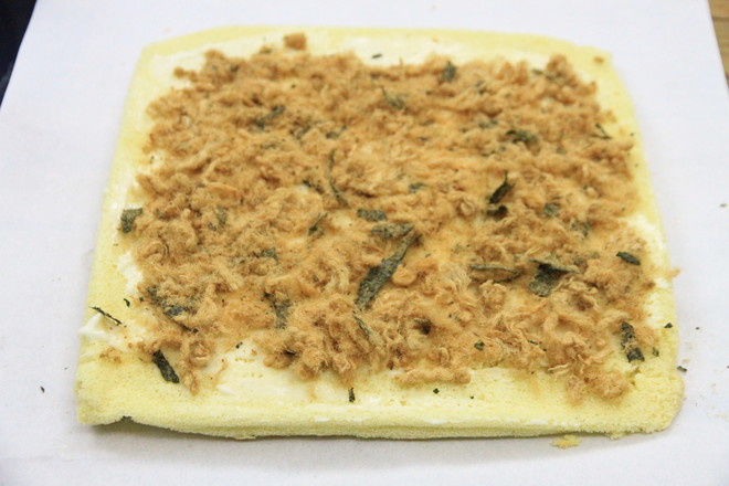 苦荞麦肉松咸味蛋糕卷的做法步骤:11