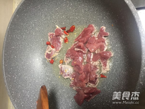 醋溜里脊肉大白菜的做法步骤：5