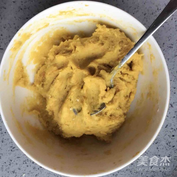 南瓜饼(婴儿米粉)的做法步骤:3