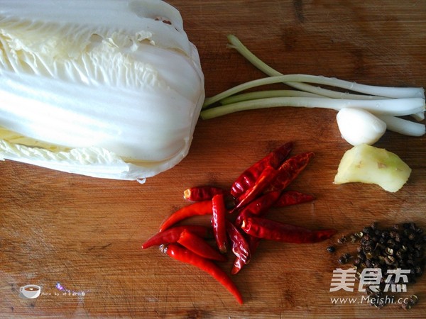 酸辣白菜的做法步骤：1