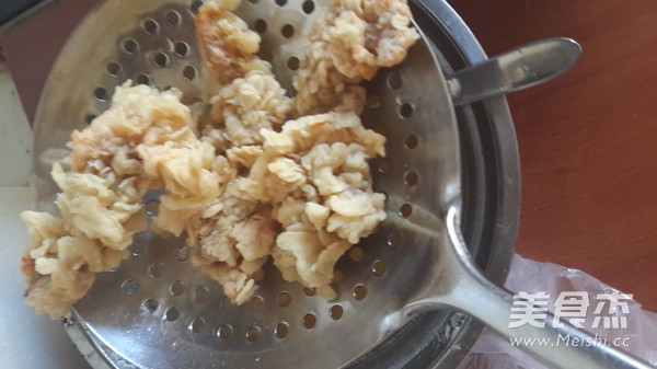 榨菜蛋包饭配炸鸡的做法步骤:11