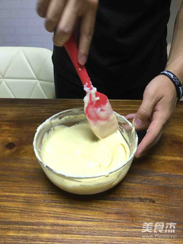 基础戚风蛋糕(附常见问题解答)的做法步骤:15