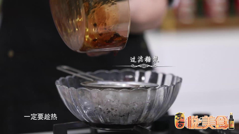 香煎鹅肝配香料糖浆的做法步骤：5