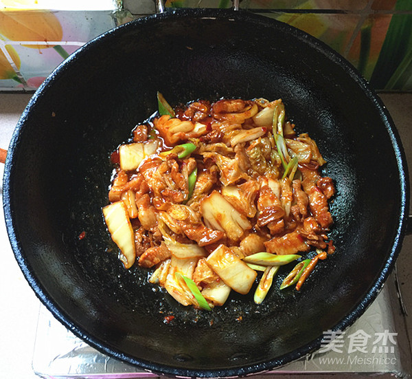五花肉炒辣白菜盖饭的做法步骤:13