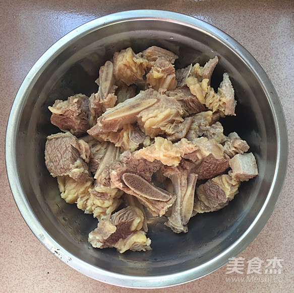 胡萝卜烧牛腩的做法步骤：5