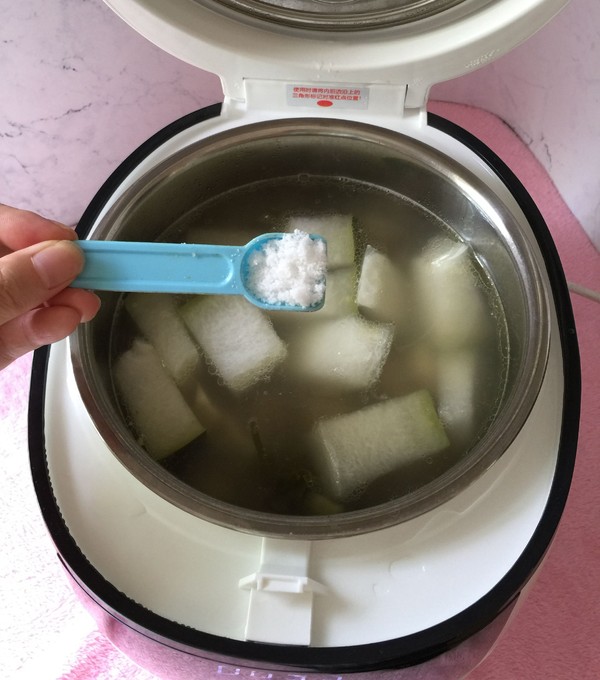 冬瓜排骨汤的做法步骤:9