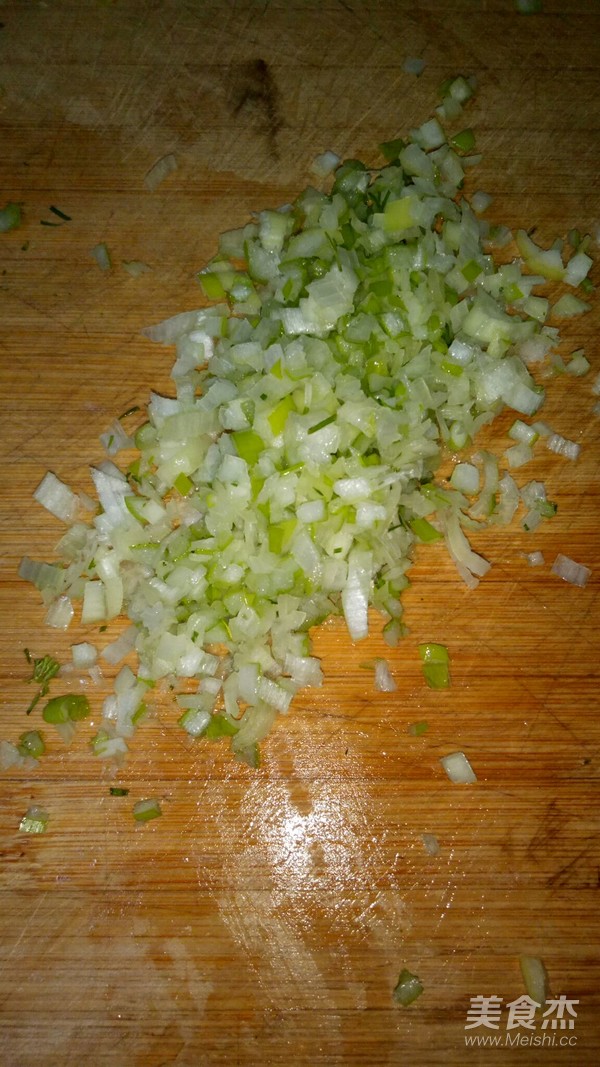 茴香牛肉包的做法步骤：3