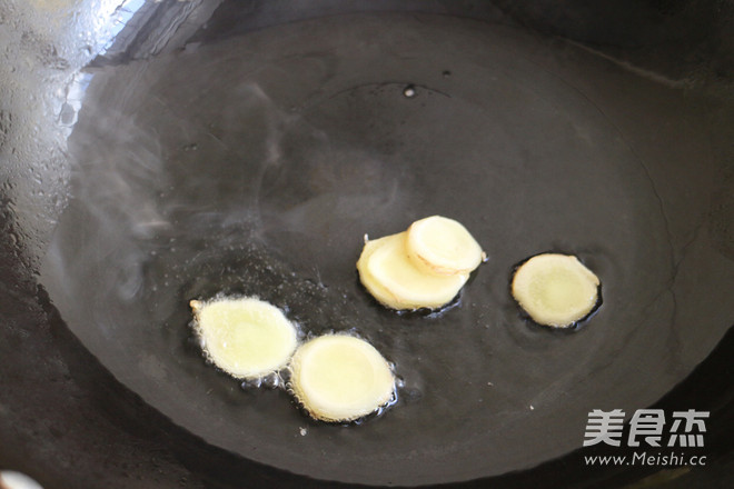 香菇烧海参的做法步骤:3