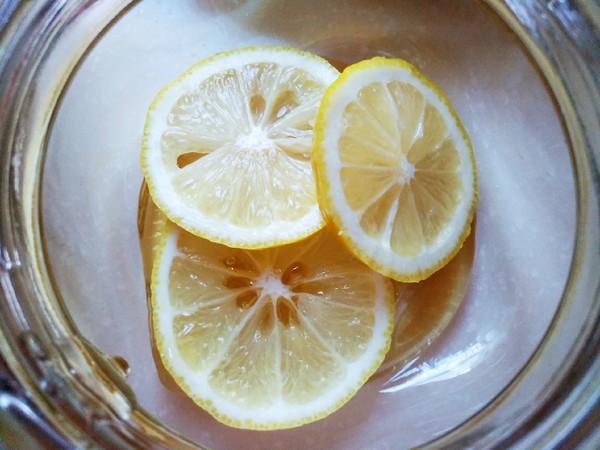 百香果冰糖蜂蜜柠檬的做法步骤：5