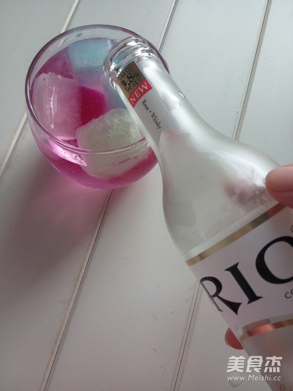 RIO彩虹冰饮的做法步骤：5