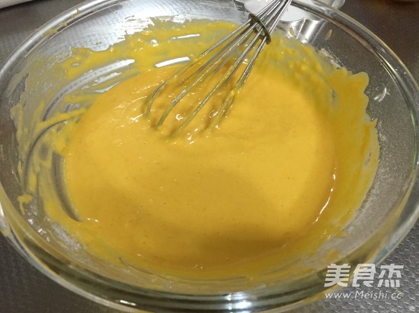 南瓜戚风蛋糕的做法步骤:5