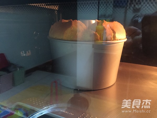 南瓜戚风蛋糕的做法步骤:16