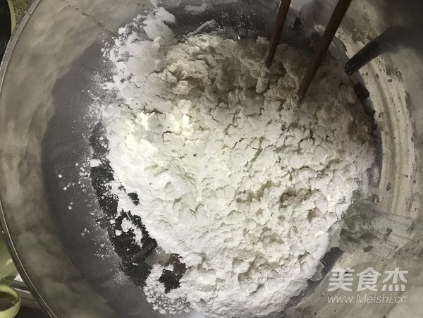 甜过初恋--糖油粑粑的做法步骤：1