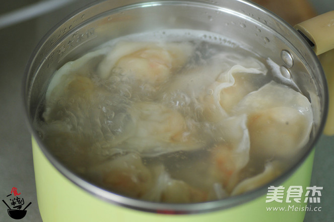 鲜虾小馄饨的做法步骤:7
