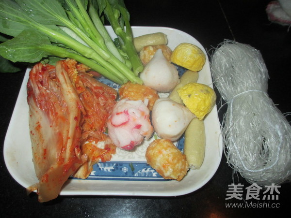 泡菜火锅的做法步骤：1
