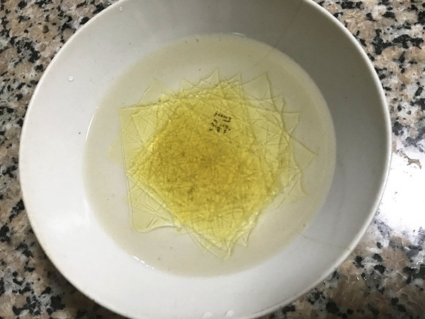 榴莲冰皮月饼的做法步骤：2