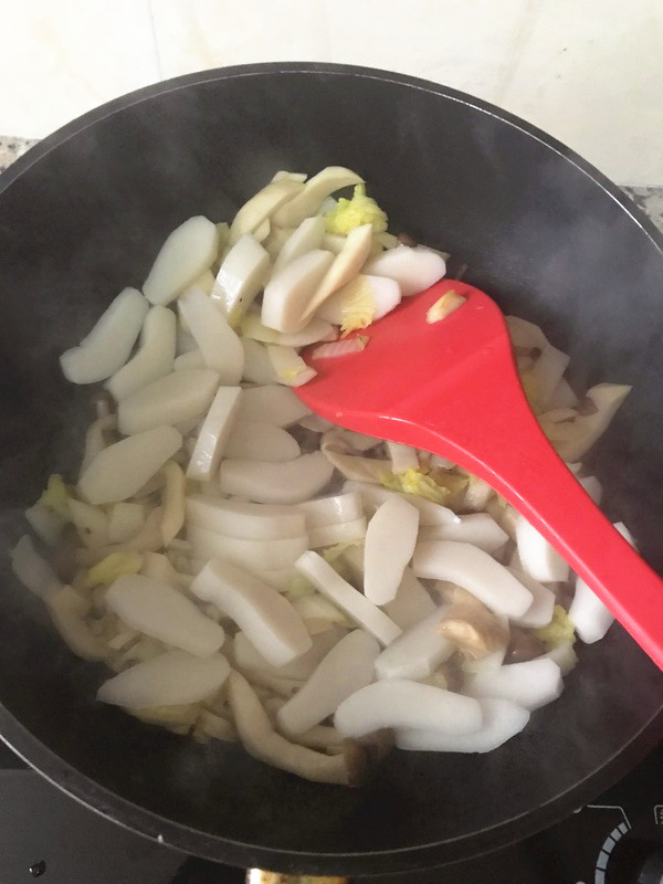 白菜双菇绘年糕的做法步骤:6