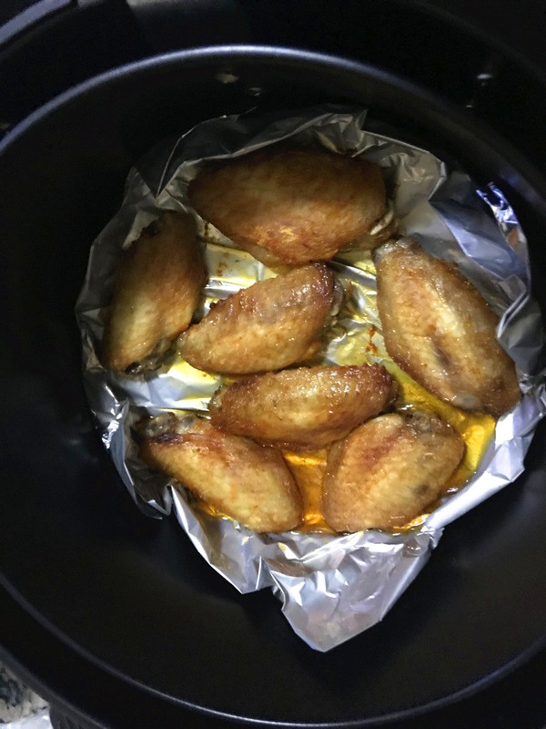 快手鸡翅窝蛋煲仔饭的做法步骤:3