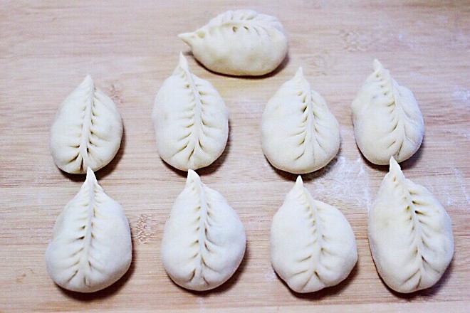 茄丁酱肉包的做法步骤:17
