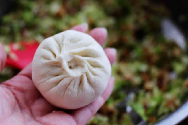 猪肉白菜豆干馅饼的做法步骤：11