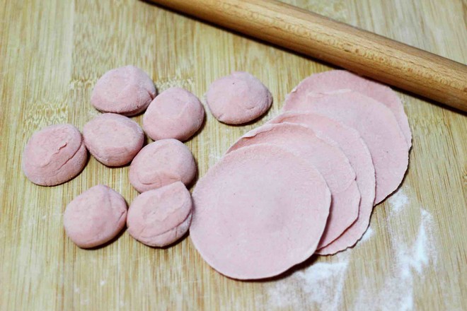 白菜海虹肉丁饺子的做法步骤:13