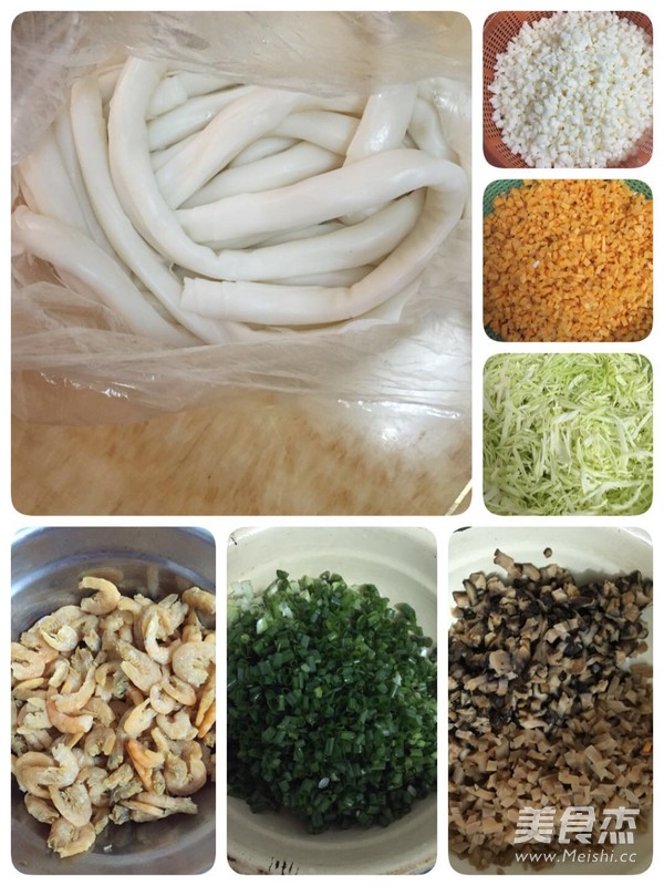 蒸馅猪肠粉的做法步骤:2